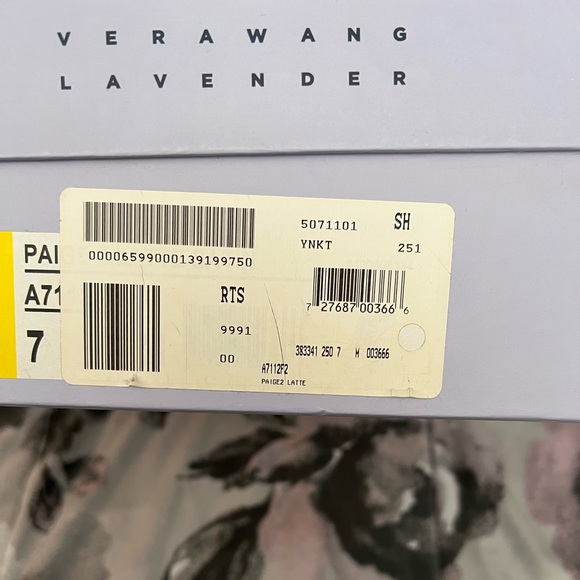 Vera Wang Lavender Paige Latte Pink Sayin Wedges size 7 - Picture 3 of 8